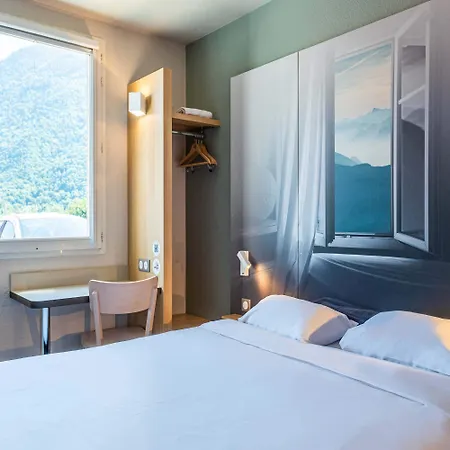 Saint Jean De Maurienne Hotel 2*